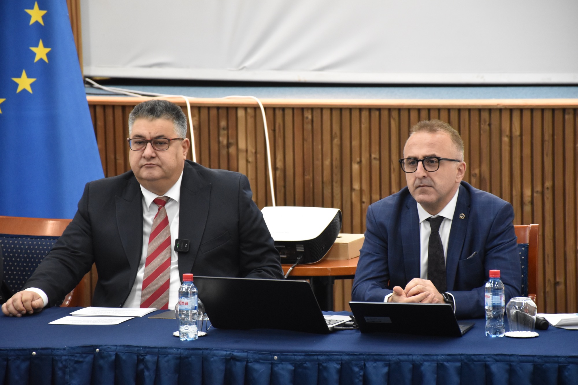 0310-ministerot-mincev-reformite-ne-se-zatvoren-proces-tuka-sme-zaedno-so-gragjanite-image-qI19.jpeg