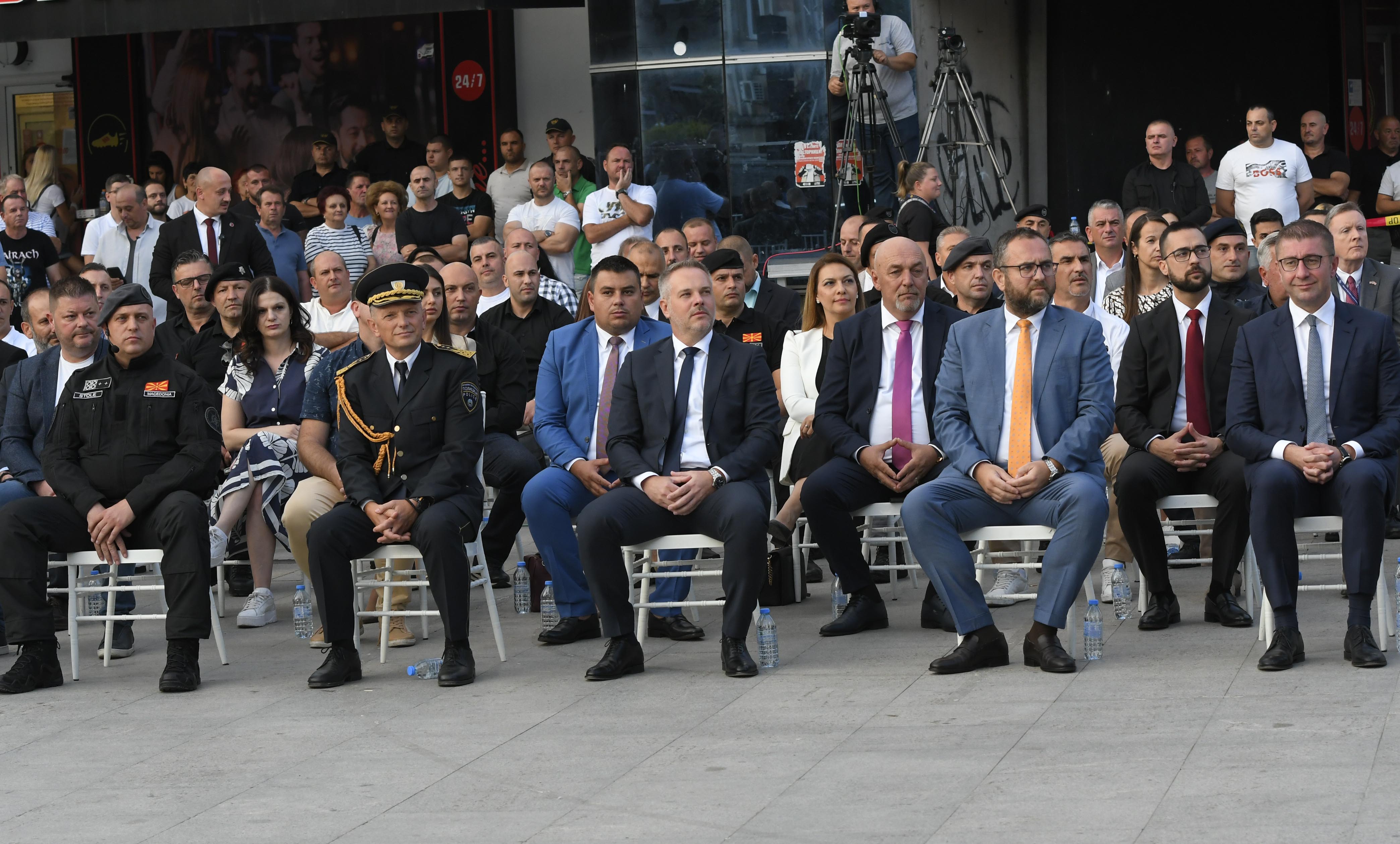 24-godini-edinica-za-brzo-rasporeduvanje-image-GccJ.jpg