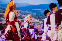 ansambl-za-narodni-igri-i-pesni-tanec-image-Wthy.jpg