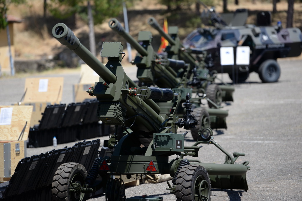 Армијата ја засилува својата борбена готовност, промовирани новите артилериски орудија „Боран“