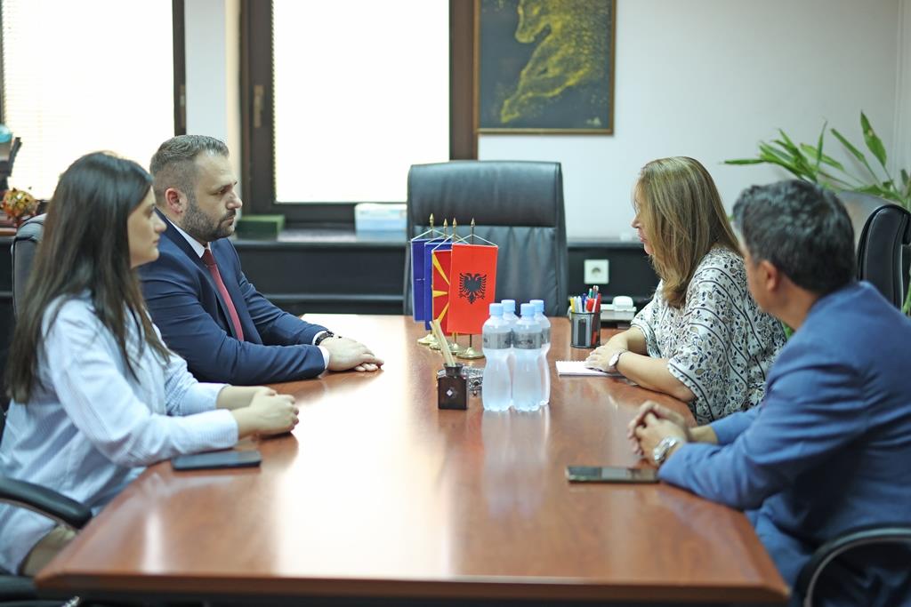 besar-durmisi-ja-prezede-funkcijata-minister-za-ekonomija-i-trud-galerija-image-2OBM.jpeg