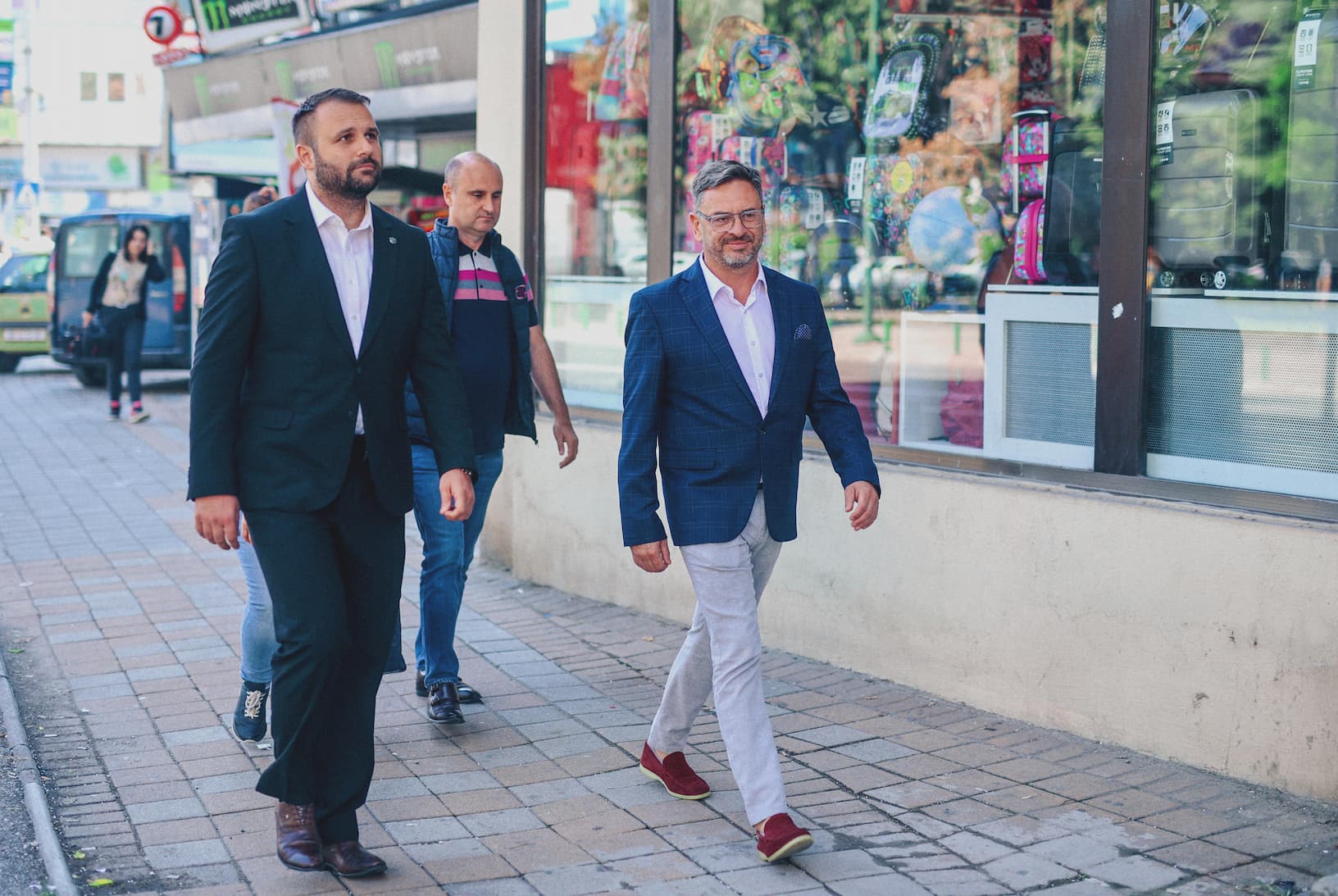 durmisi-po-zamrznati-ceni-na-skolskiot-pribor-sledi-namaluvanje-na-cenite-na-osnovnite-prehranbeni-proizvodi-nosime-merki-za-zastite-na-standard-na-gragjanite-image-krSO.jpg