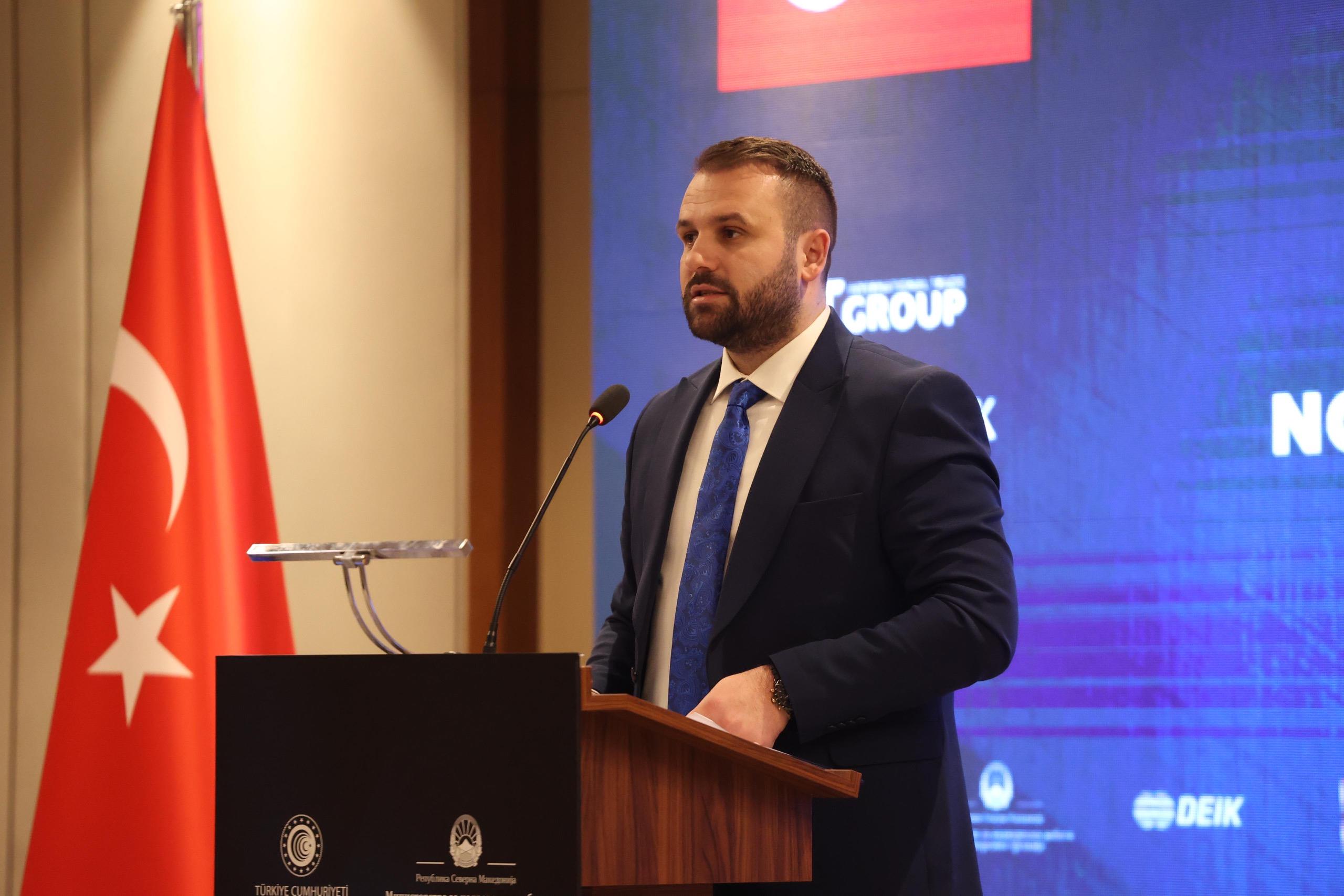 durmisiturskite-investicii-socinuvaat-38-od-vkupnite-stranski-investicii-vo-zemjata-rabotime-na-podobruvanje-na-delovnata-klima-gallery-image-wwmR.jpg