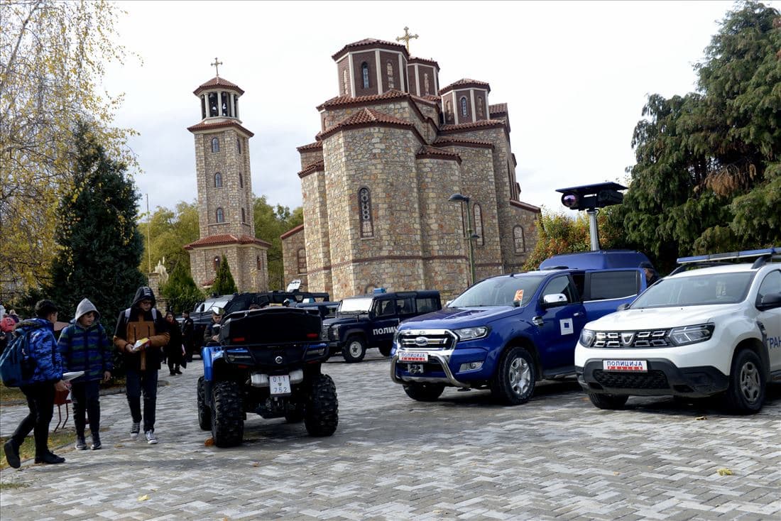 inicijativa-do-vas-za-vas-policijata-megju-gragjanite-veles-image-E4pX.jpg