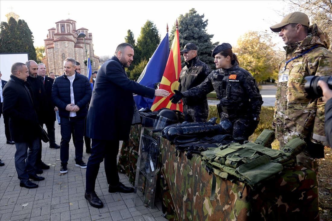inicijativa-do-vas-za-vas-policijata-megju-gragjanite-veles-image-ajlw.jpg