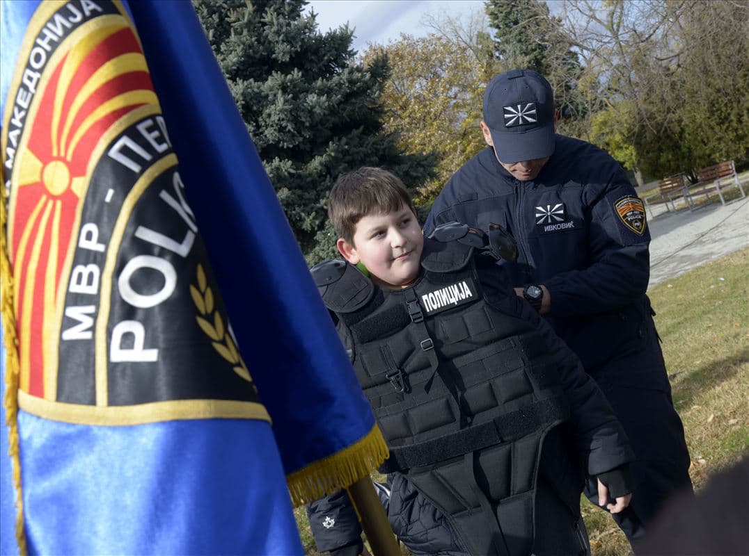 inicijativa-do-vas-za-vas-policijata-megju-gragjanite-veles-image-jZLI.jpg