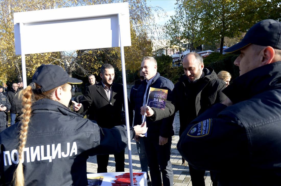inicijativa-do-vas-za-vas-policijata-megju-gragjanite-veles-image-vSkv.jpg