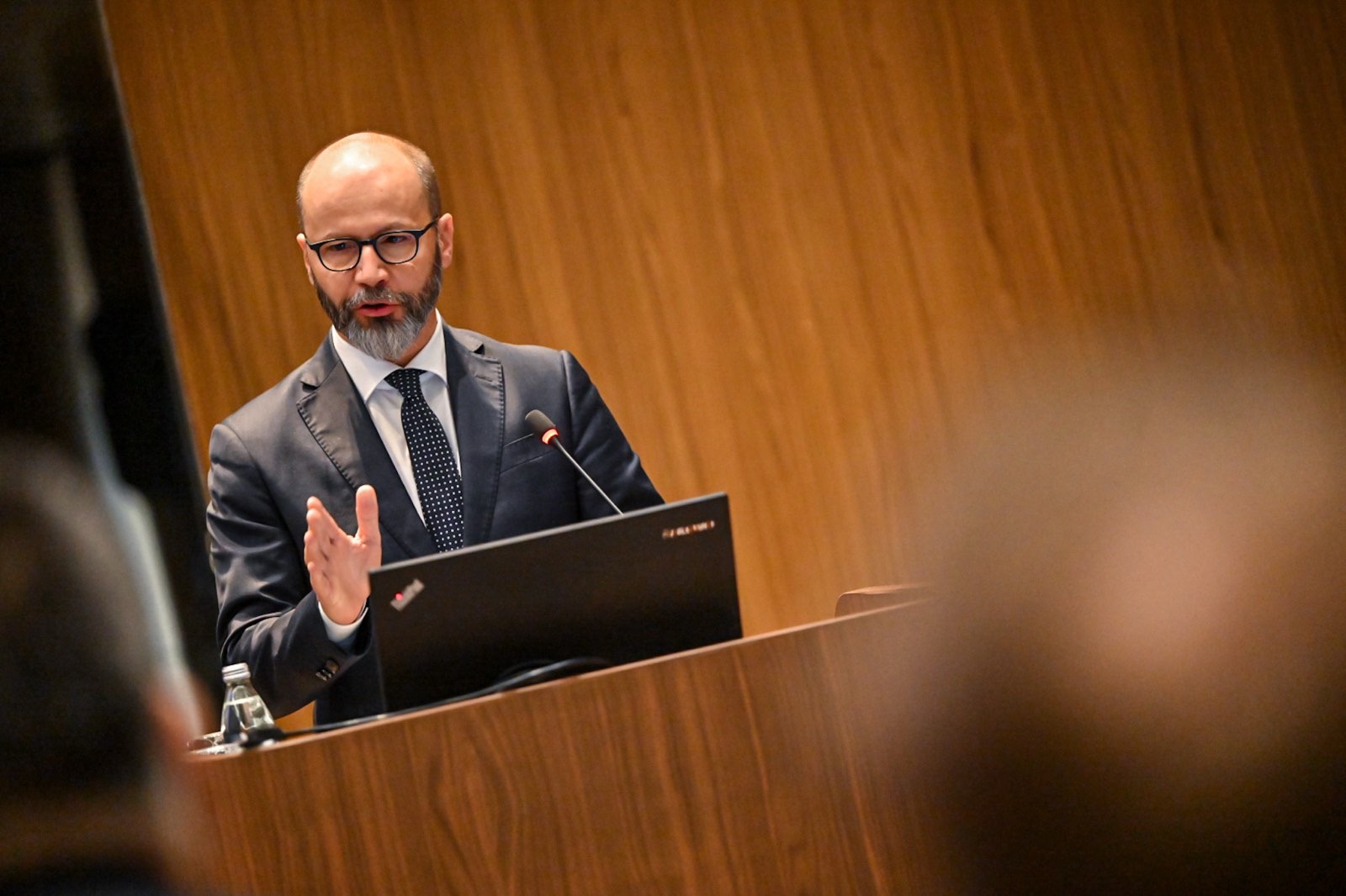 mincev-javnata-administracija-mora-da-bide-mesto-kade-lugjeto-rastat-pridonesuvaat-i-se-cuvstvuvaat-dobro-image-9Tbh.jpeg