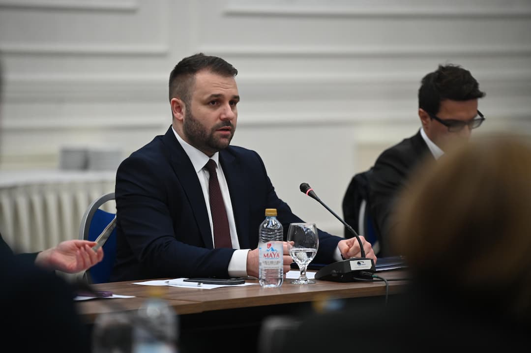 ministerot-durmisi-reformata-na-rabotnite-odnosi-e-investicija-vo-praveden-i-odrzliv-pazar-na-trud-gallery-image-odlm.jpg