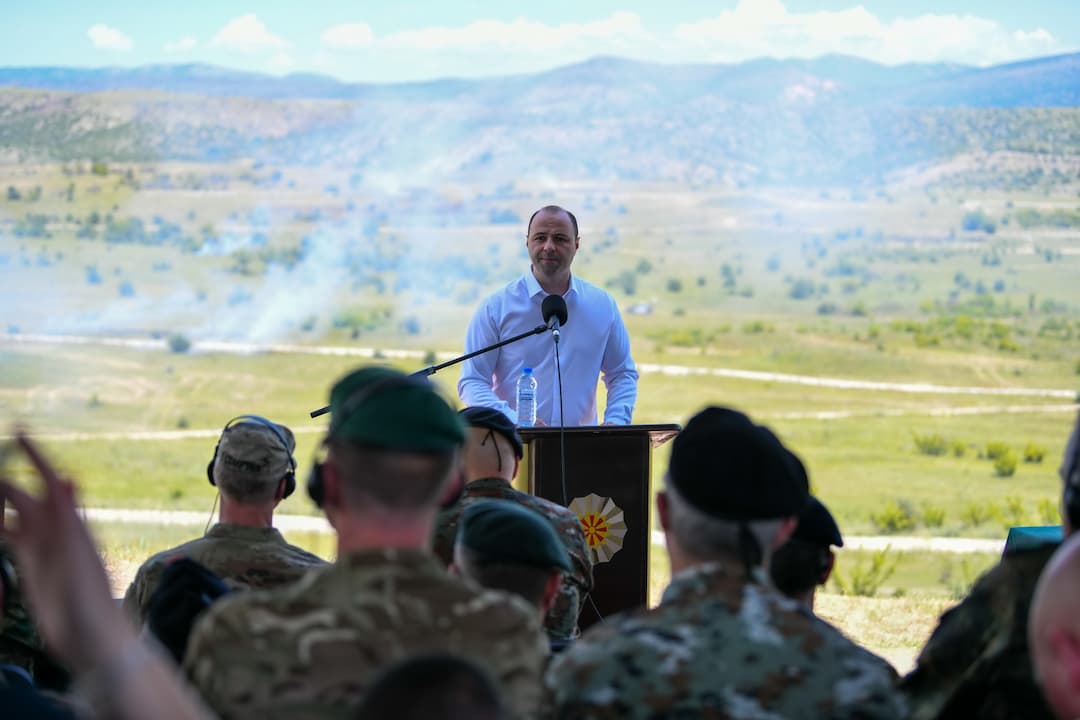 misajlovski-na-denot-za-visoki-gosti-na-vezbata-brz-odgovor-25-ovaa-vezba-e-jasen-prikaz-za-posvetenosta-na-makedonskata-armija-kon-nacionalnata-i-kolektivnata-bezbednost-gallery-image-Y8pa.jpg
