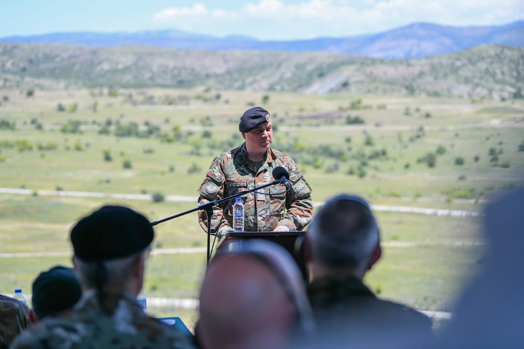 misajlovski-na-denot-za-visoki-gosti-na-vezbata-brz-odgovor-25-ovaa-vezba-e-jasen-prikaz-za-posvetenosta-na-makedonskata-armija-kon-nacionalnata-i-kolektivnata-bezbednost-gallery-image-liw0.jpg