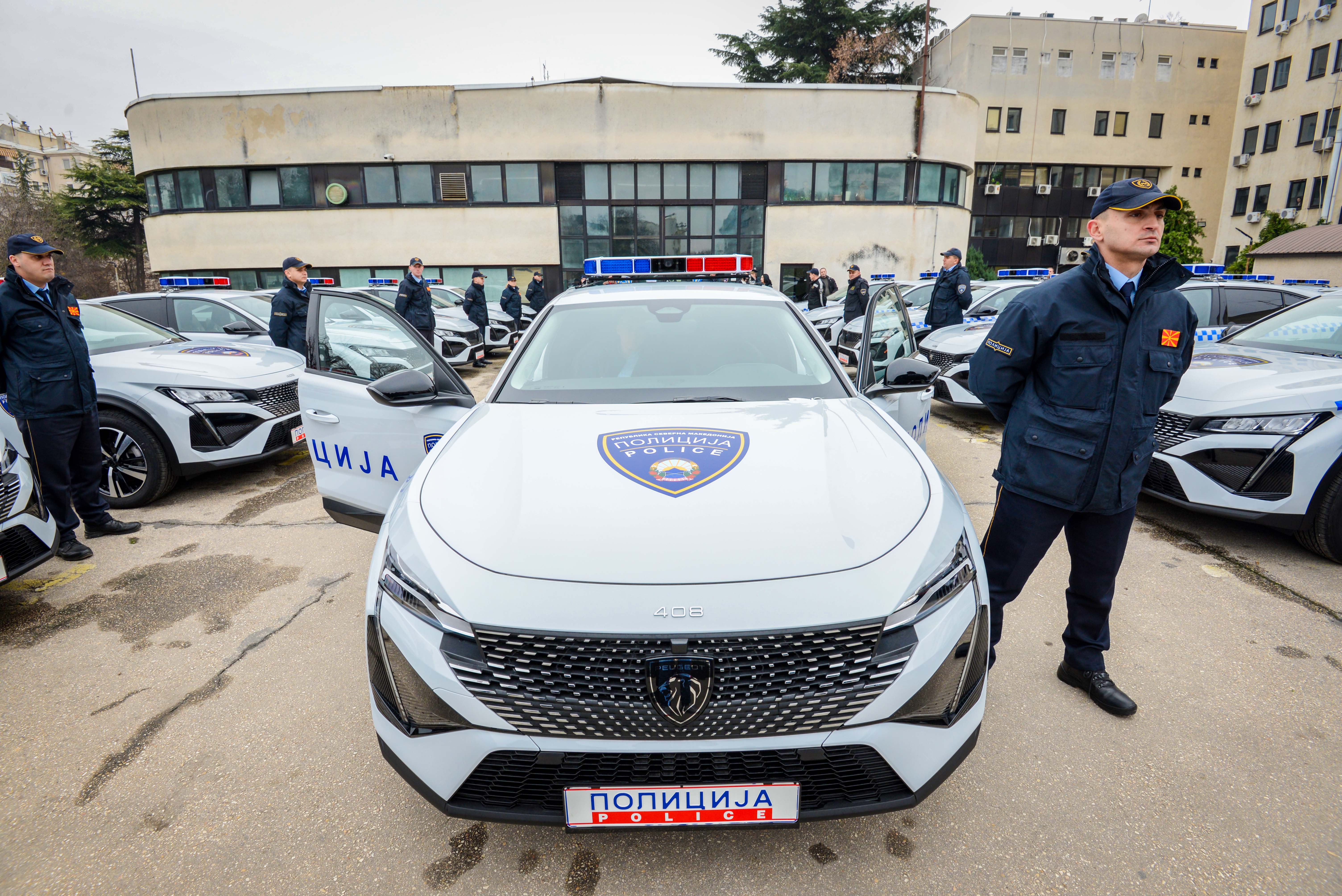 novi-120-vozila-za-makedonskata-policija-image-drJu.JPG