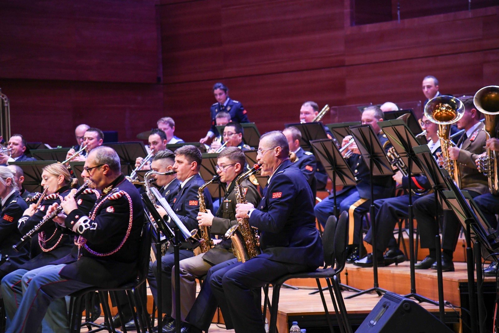 prednovogodisen-koncert-na-makedonskiot-voen-orkestar-so-orkestrite-na-cetiri-sojuznicki-armii-image-Hn4V.jpeg