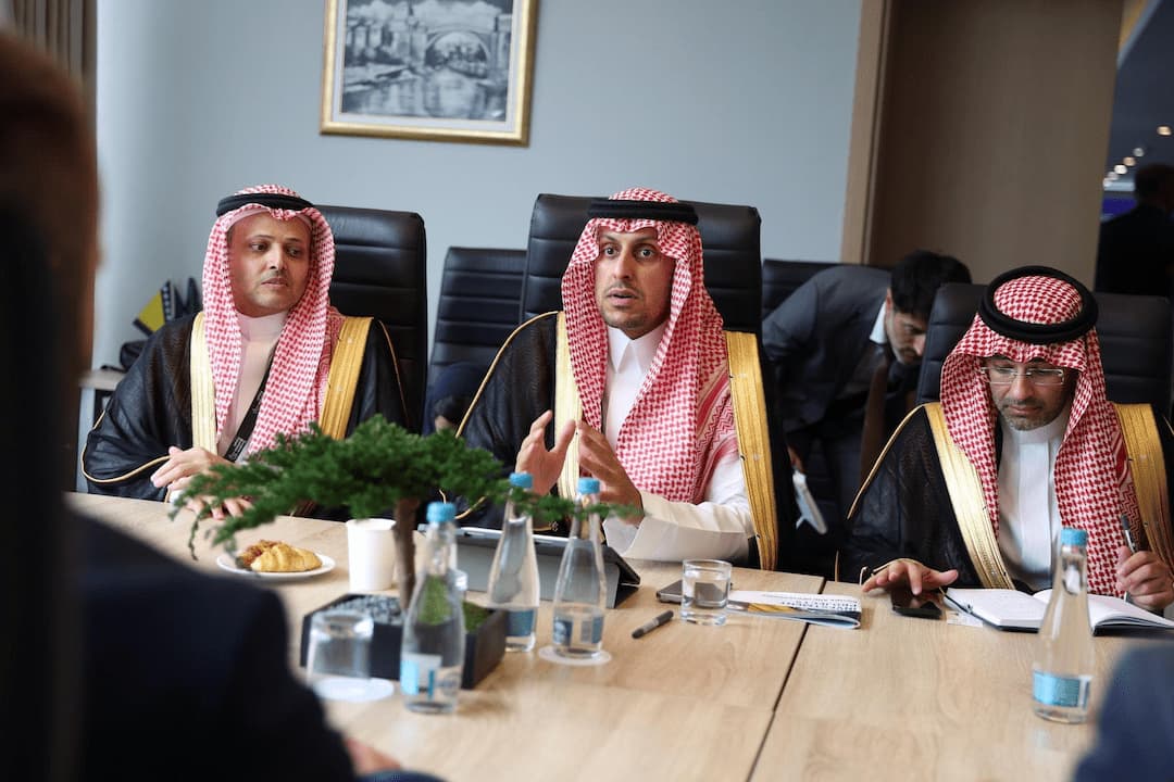 sredba-na-ministerot-durmisi-so-zamenik-guvernerot-na-gaft-saudiska-arabija-izrazi-podgotvenost-za-ekonomska-sorabotka-met-image-g9EM.jpg