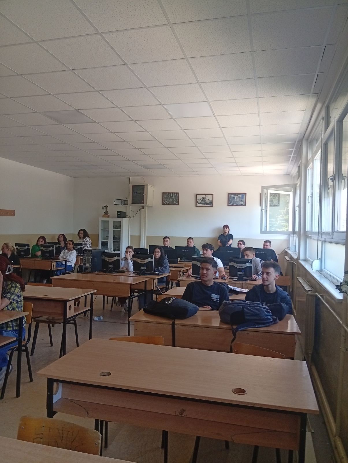 svr-oxrid-odgovorno-slavi-go-uspexot-galerija-image-pPgo.JPG
