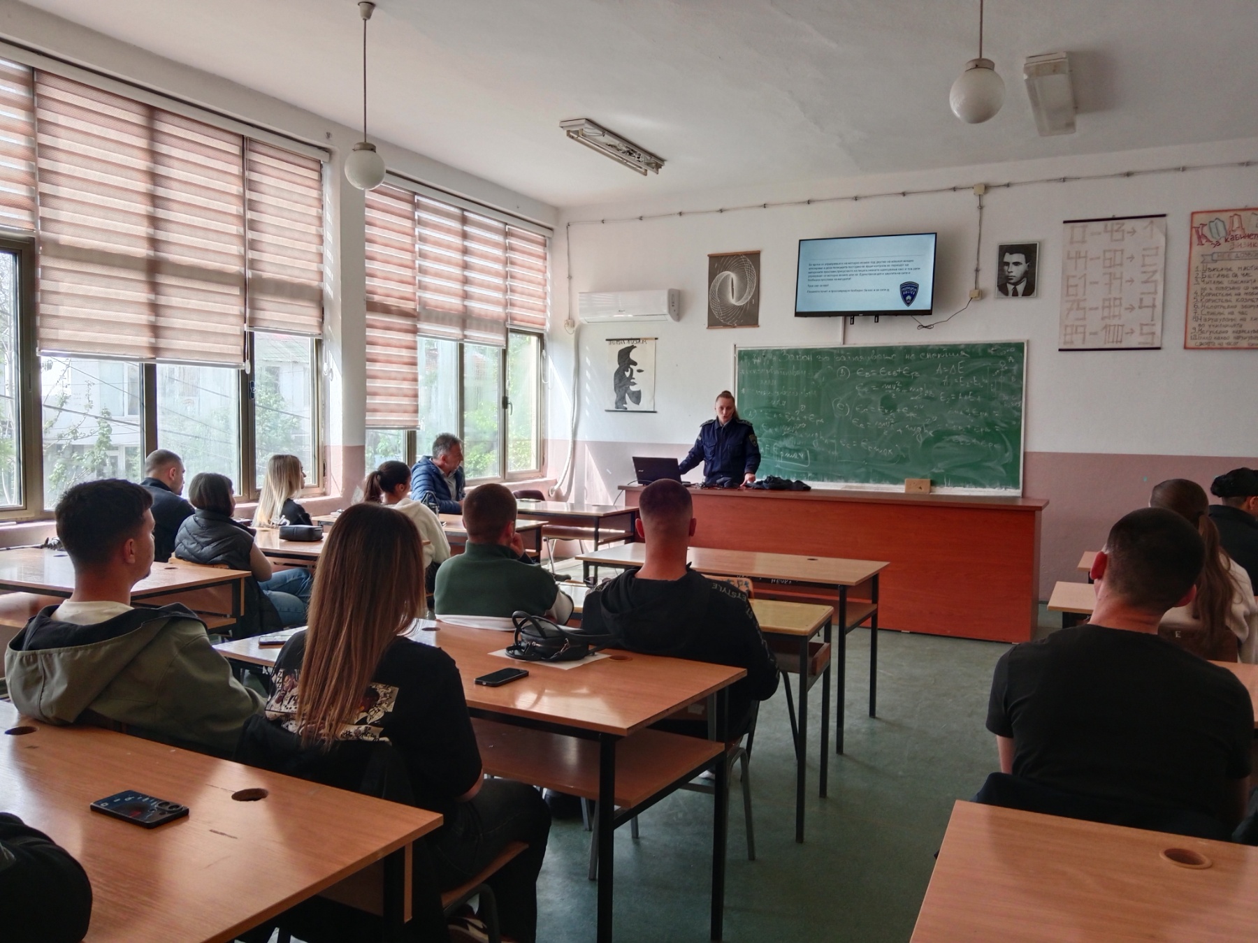 svr-stip-odgovorno-slavi-go-uspexot-galerija-image-go6J.jpeg
