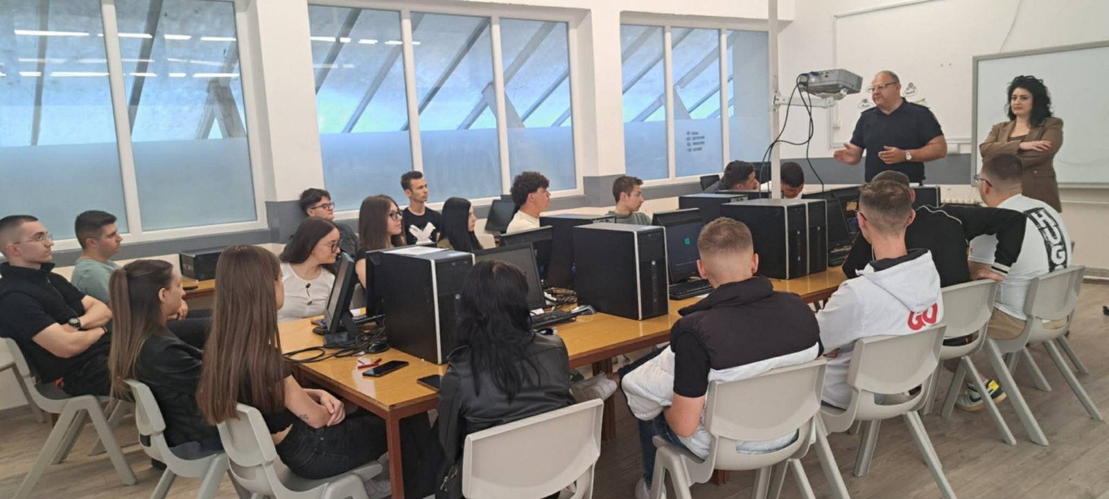 svr-veles-odgovorno-slavi-go-uspexot-galerija-image-Hw9a.JPG