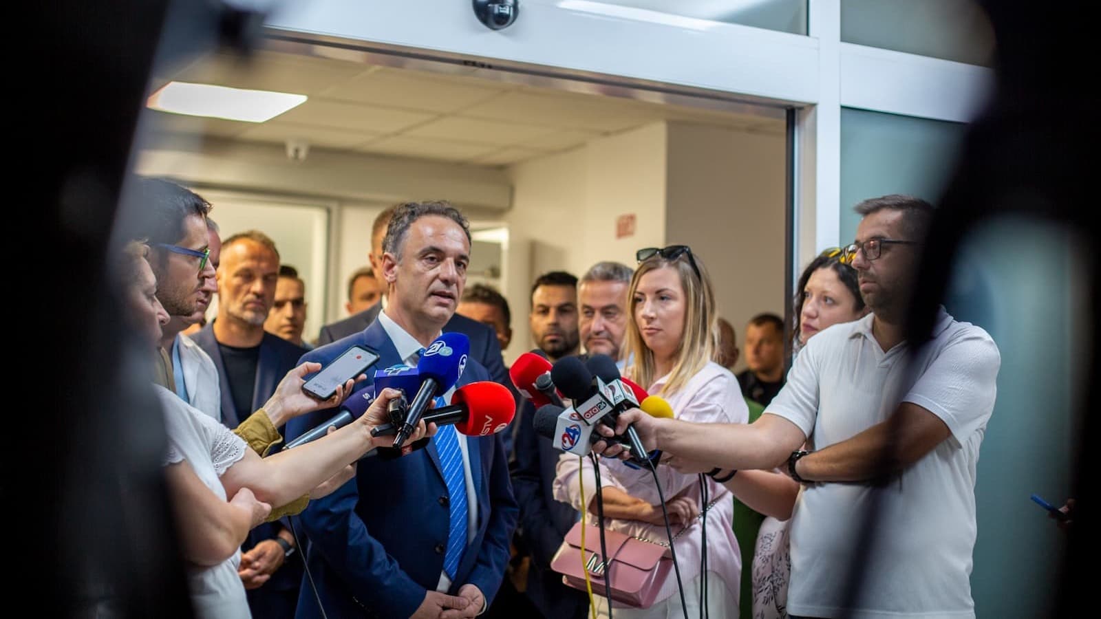 Алиу: Реновирана Клиниката за урологија, воведени две нови хируршки методи, во фаза на реновирање е Центарот за трансплантација