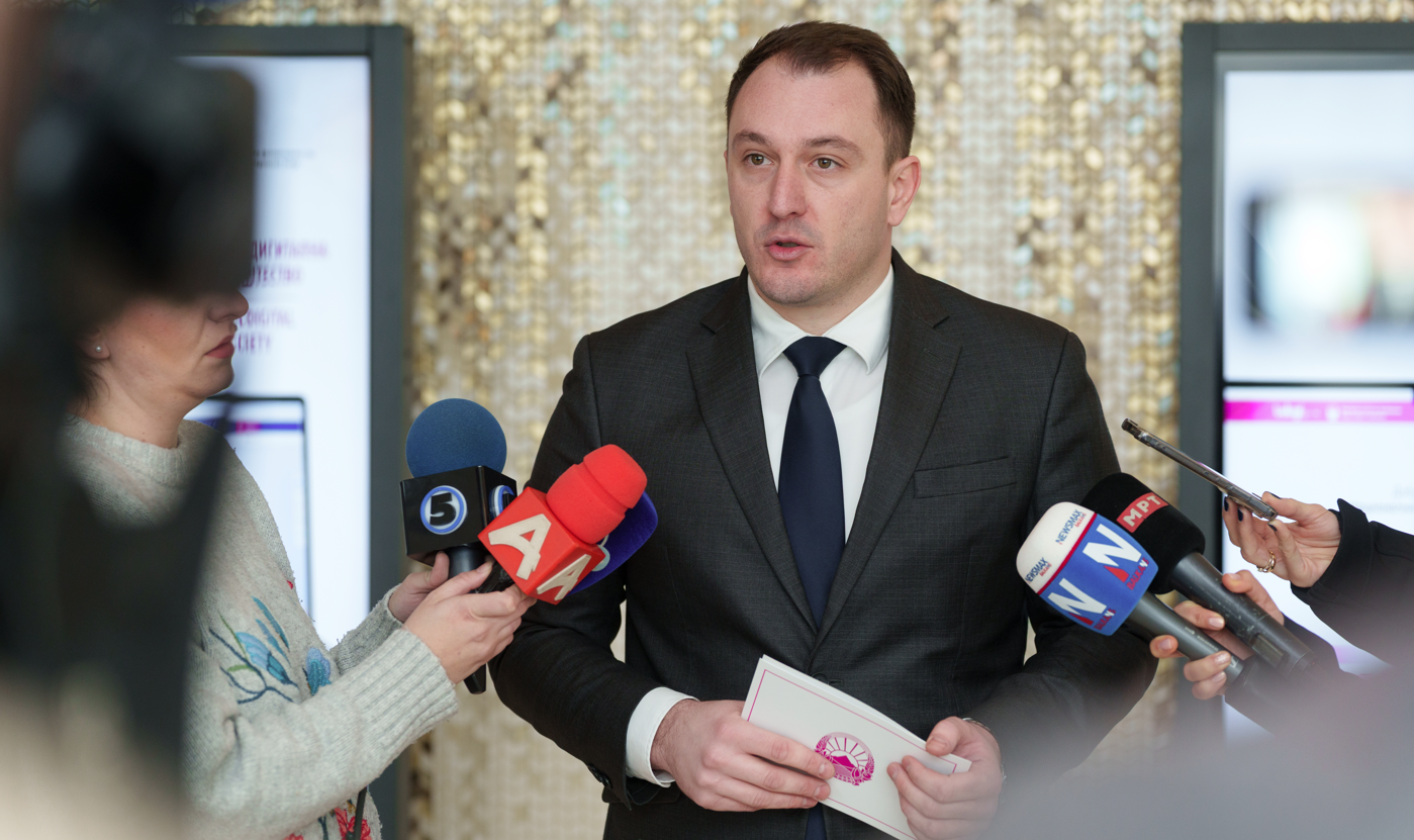 Андоновски: Македонија рангирана во А групата за дигитален напредок според Светска банка