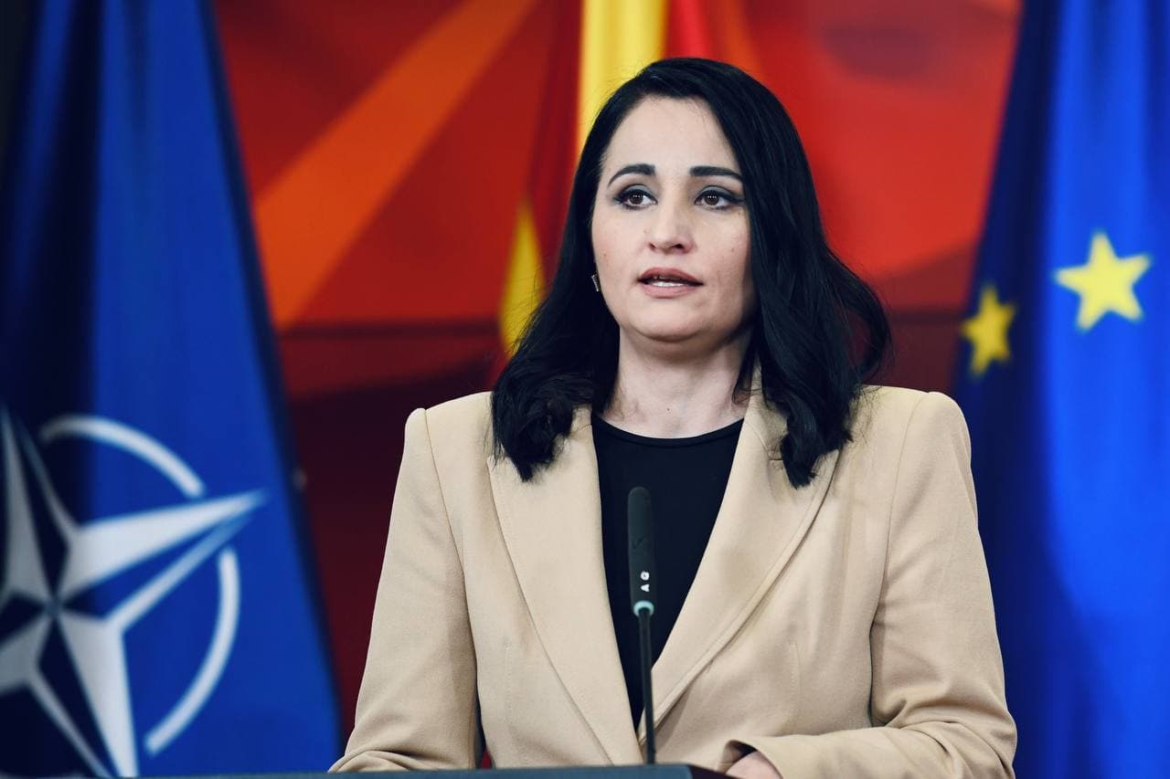 Азизи: Здравствените установи се максимално посветени за обезбедување квалитетен третман и целосна рехабилитација за сите пациенти