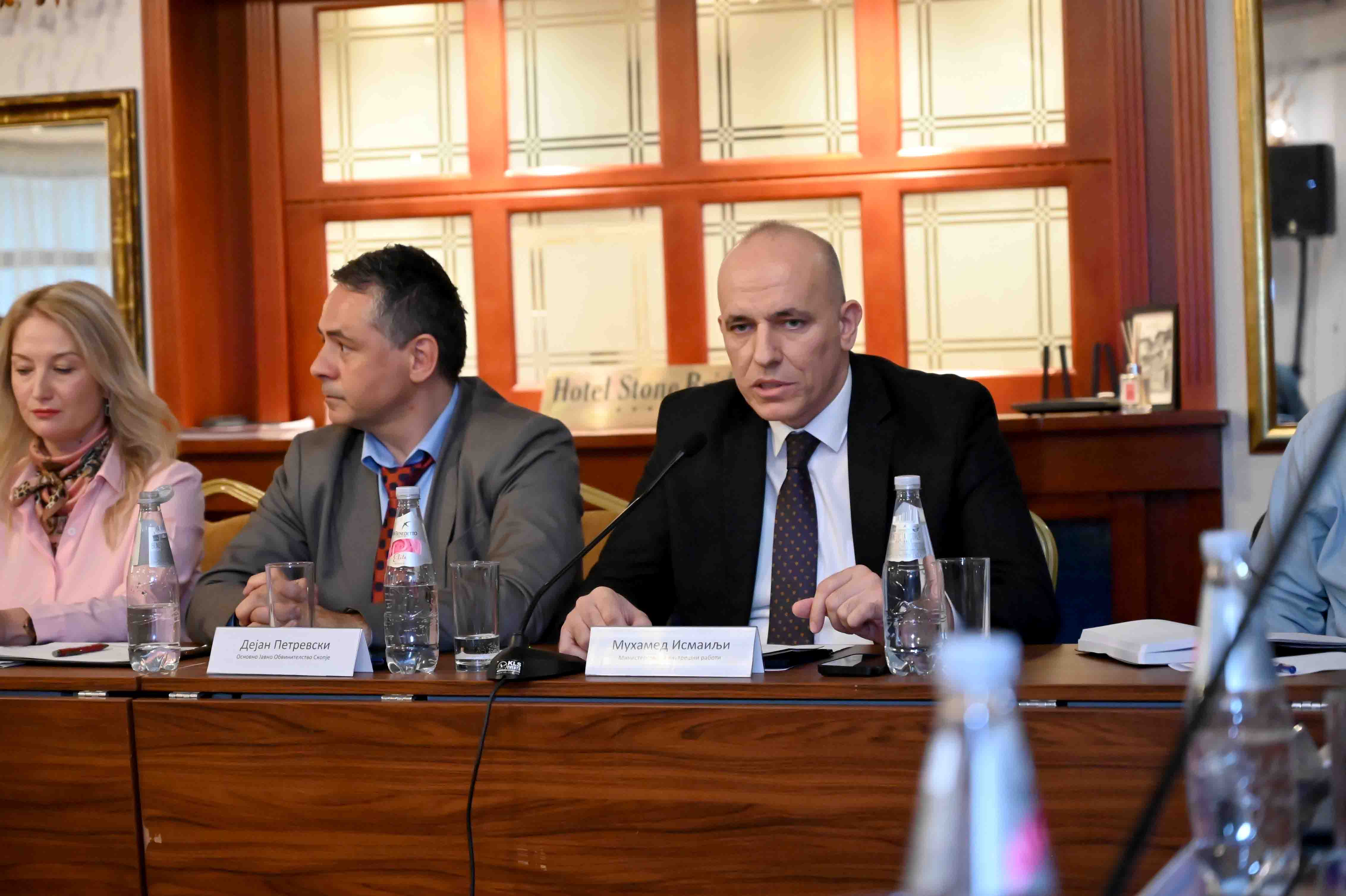 Безбедноста на новинарите е предуслов за слободно општество, МВР со највисок приоритет ги третира сите закани кон новинарите