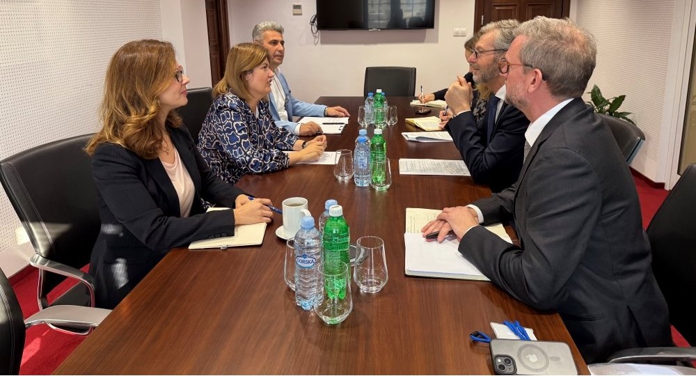 Божиновска и де Грут: Можности за големи енергетски инвестиции и зелена трансформација во Македонија