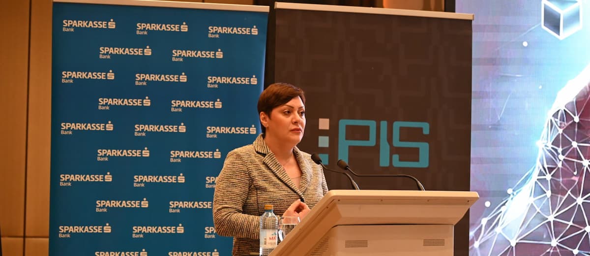 Димитриеска-Кочоска на 5. Меѓународна конференција за контролинг: Ефикасно управување со јавните финансии и одговорни институции – главна насока на фискалната политика