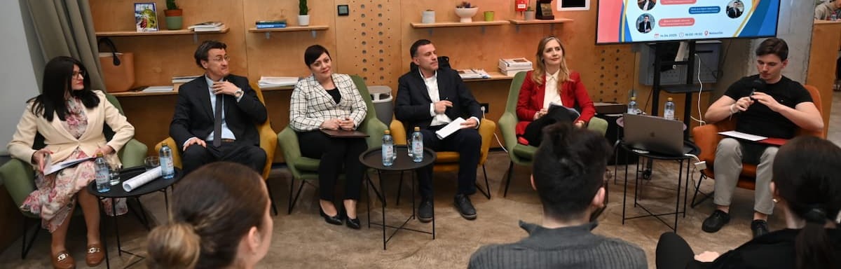 Димитриеска-Кочоска на панел-дискусија за финансиска писменост кај младите – Финансиски едуцирано население носи економски развој и е подготвено за користење нови финансиски инструменти