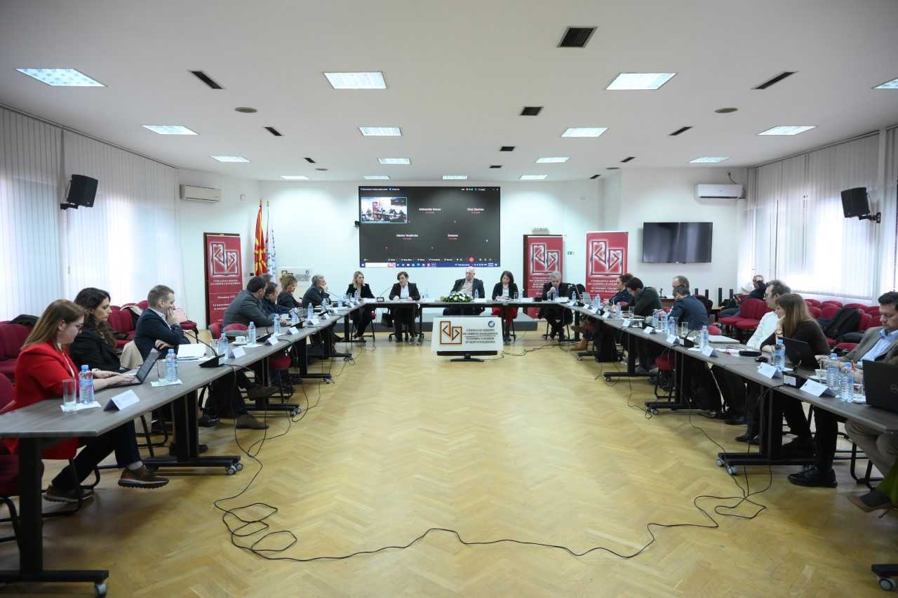 Димитриеска-Кочоска на средба со Стопанската комора – Заедно со реалниот сектор ги констатираме актуелните состојби со цел навремено да реагираме