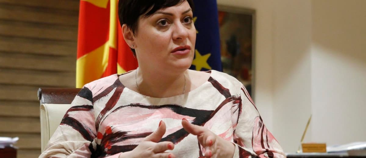 Димитриеска-Кочоска oд Делфи: Ова е крајот на глобализацијата, од одлуките за царините најмногу ќе трпат САД, ние остануваме на дискусиите за слободна трговија