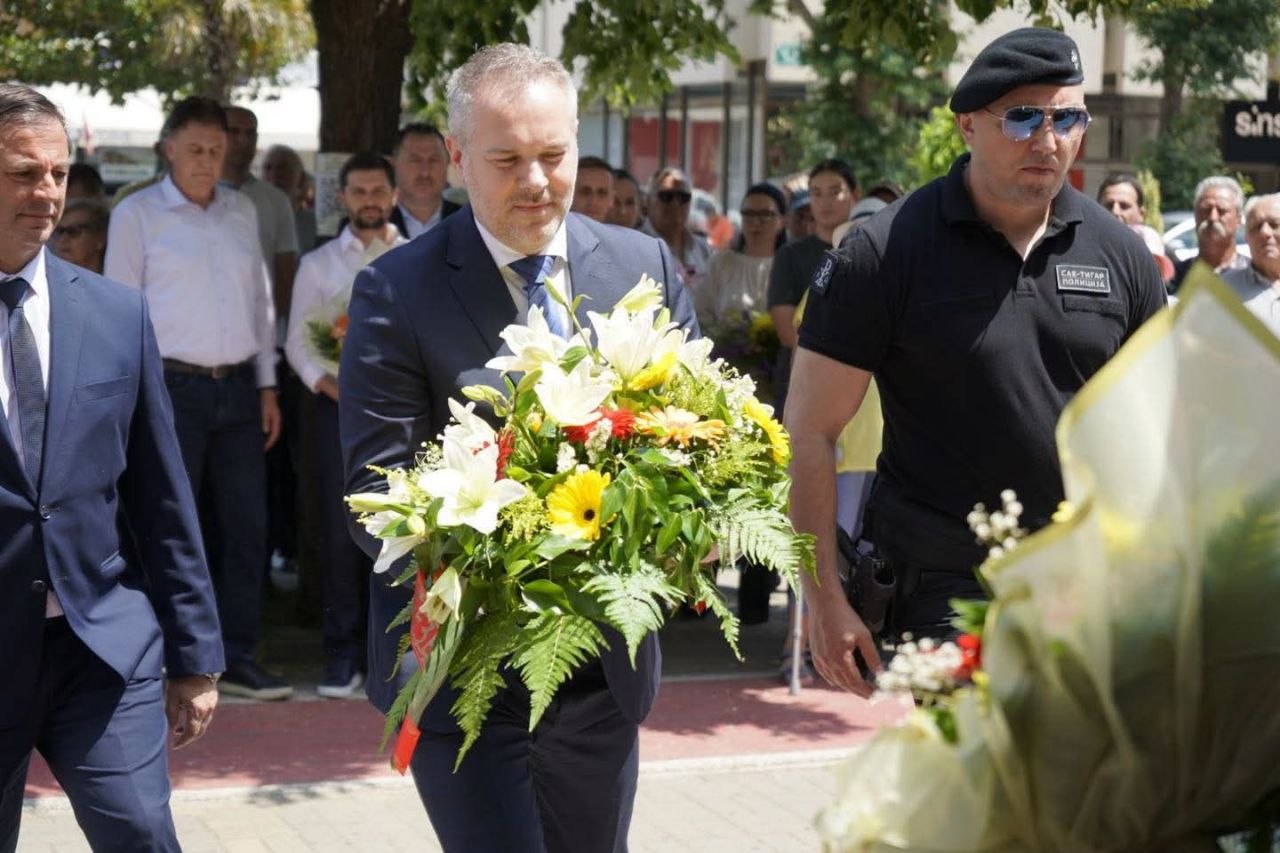Директорот на БЈБ Јанев оддаде почит на Атанас Јанев и Кољо Китанов