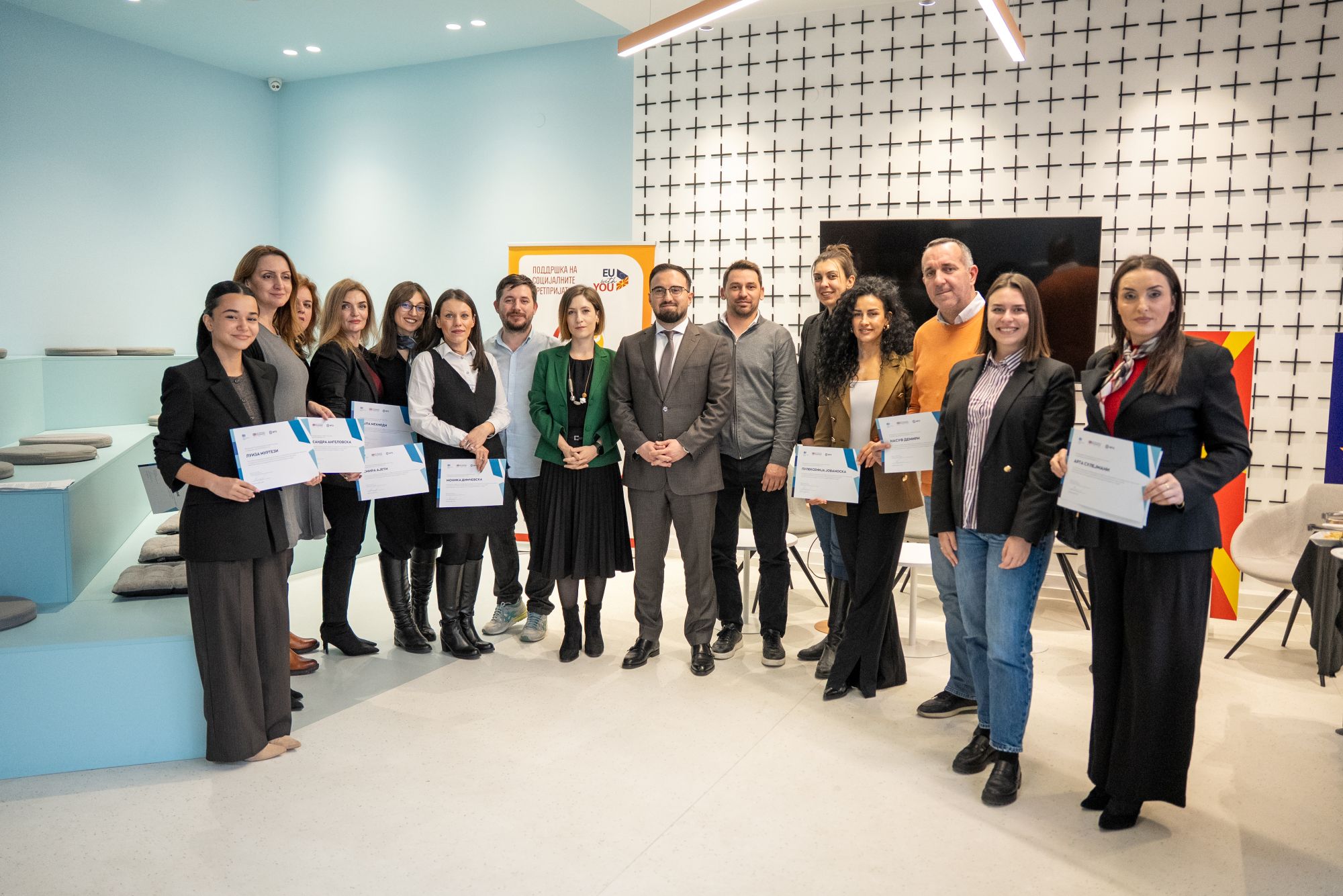 Доделени сертификати за завршена Академија за развој на капацитети со поддршка на Фондацијата за демократија на Вестминстер и Британската амбасада