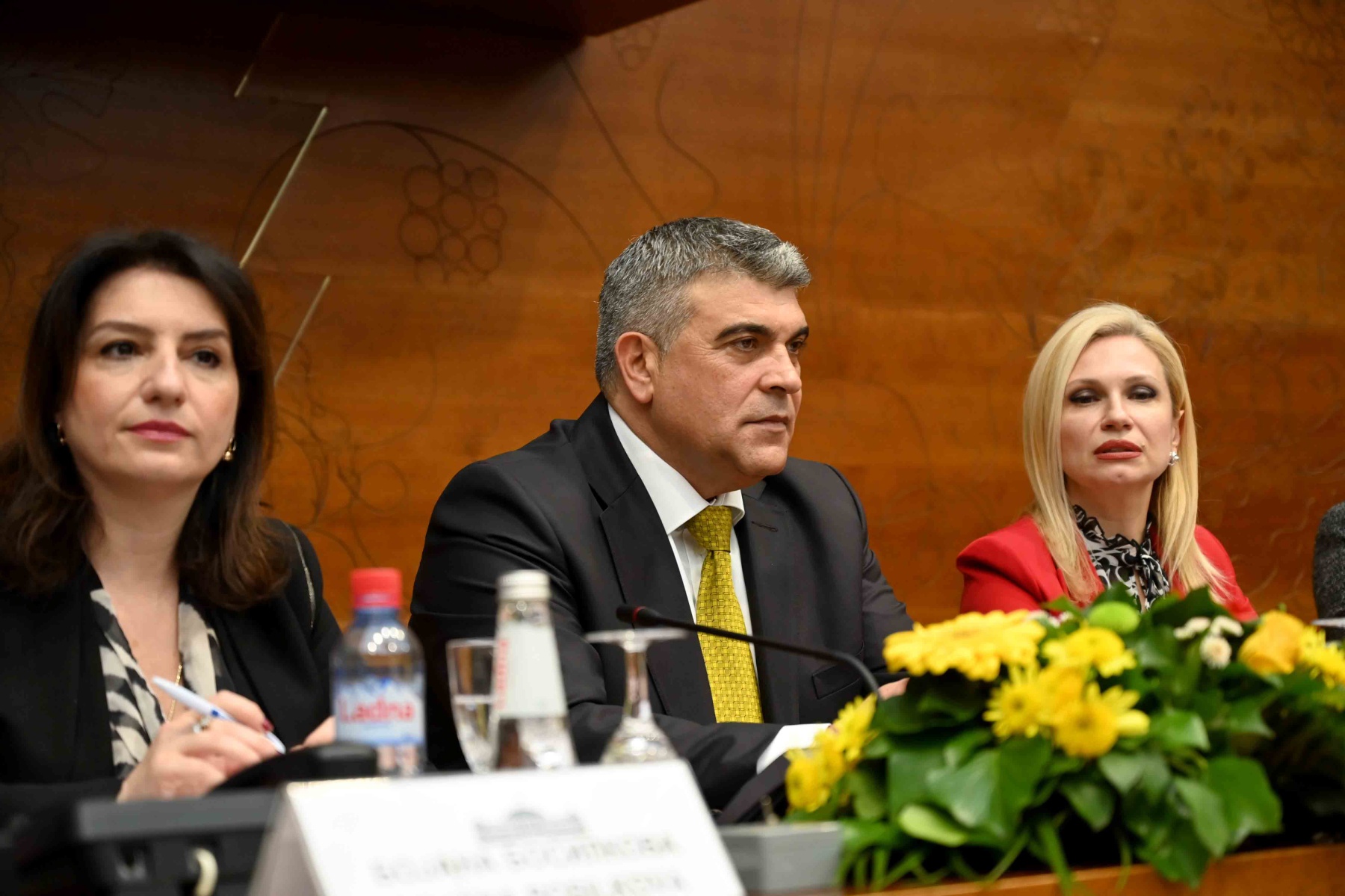 Државниот секретар на осмата пленарна конференција на националната конвенција на Европската унија