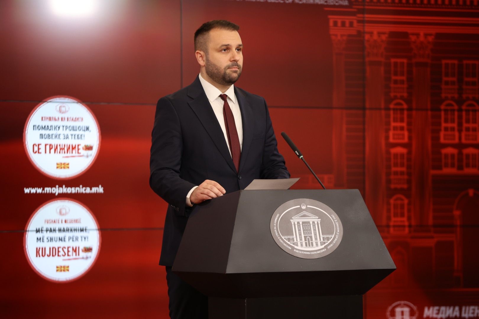 Дурмиши: Пониски цени на над 650 производи во Новогодишната кошница-општествено одговорна акција на Владата и бизнисот за подобар животен стандард