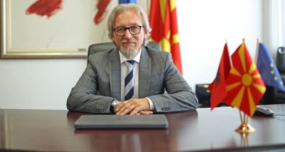 Фатмир Лимани ја презеде функцијата министер за социјална политика, демографија и млади