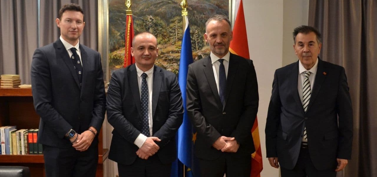 Фетаи на средба со Арбен Шеху, претседател на Врховната државна ревизија