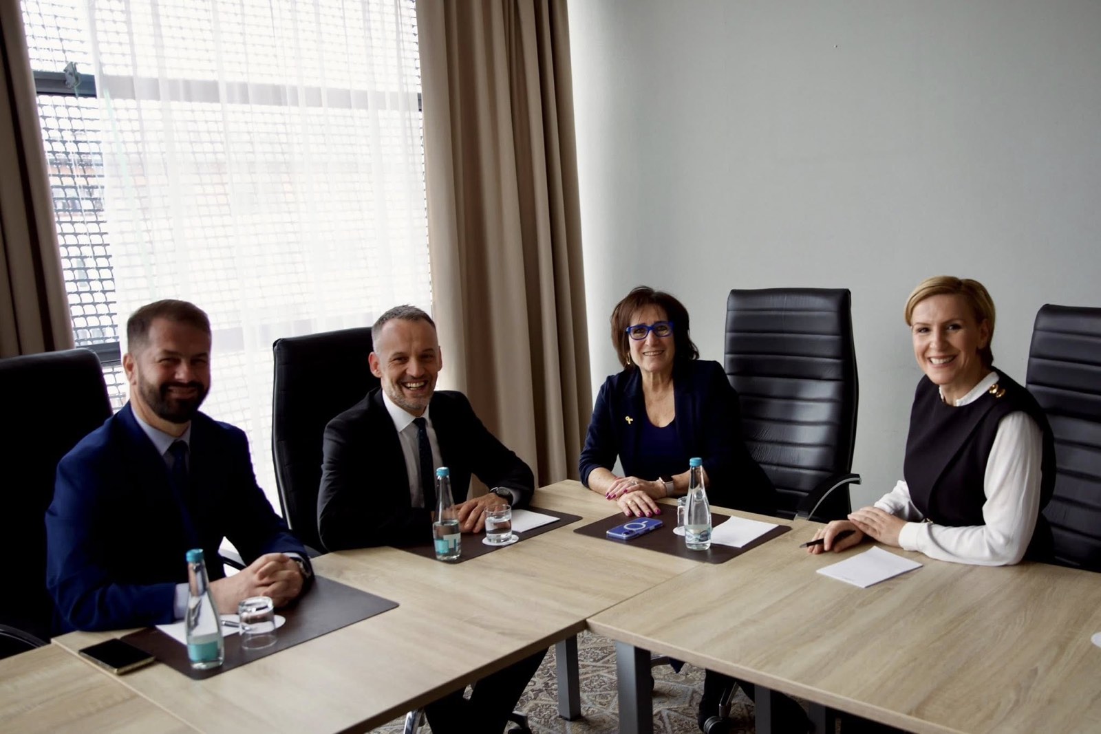 Фетаи се сретна со белгиската сенаторка Вивијан Теителбаум