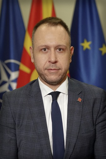 Игор Јанушев