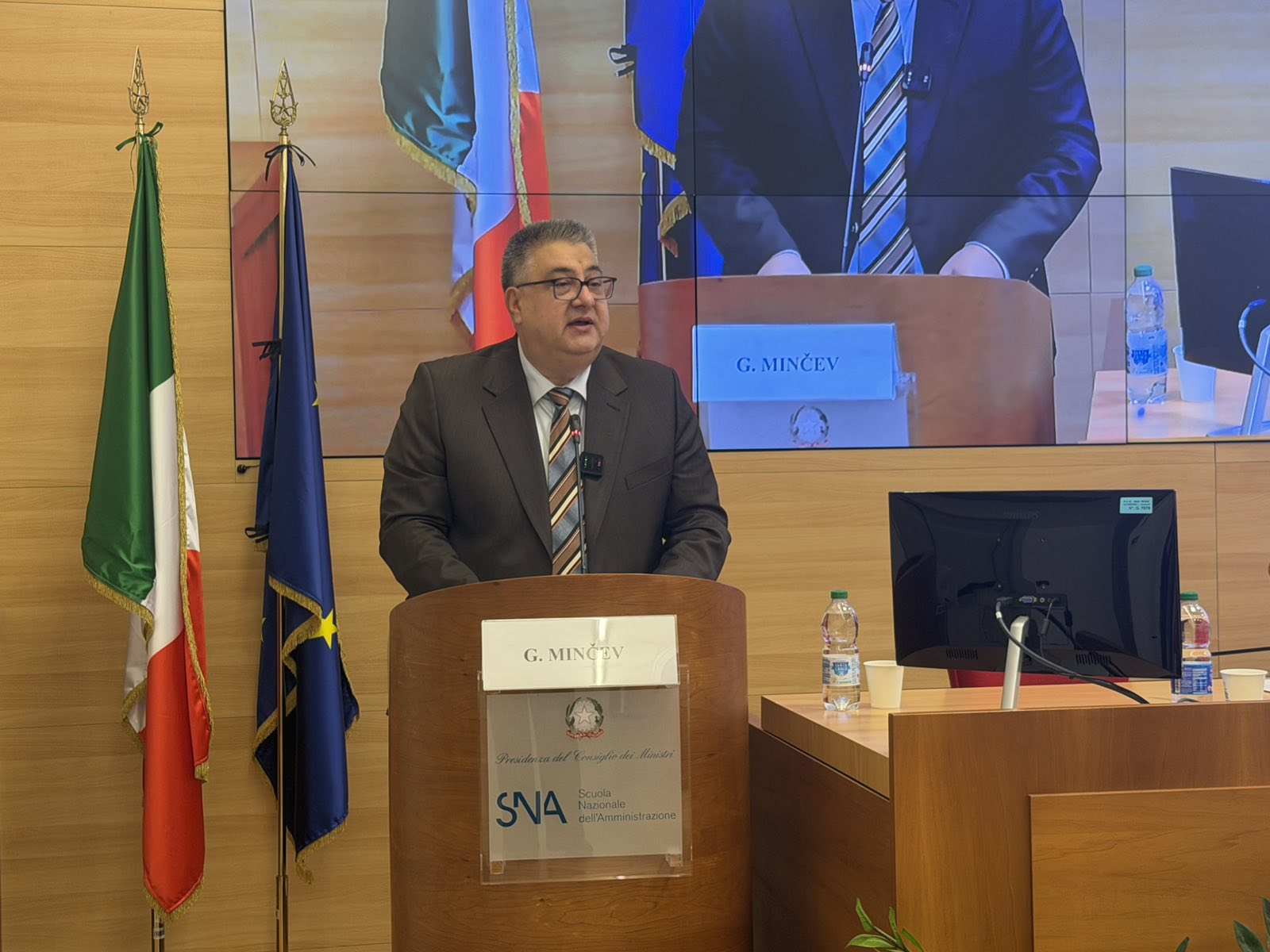 Минчев од Националната академија за јавна администрација на Италија: Го поставуваме темелот за нова генерација професионални лидери во јавната администрација