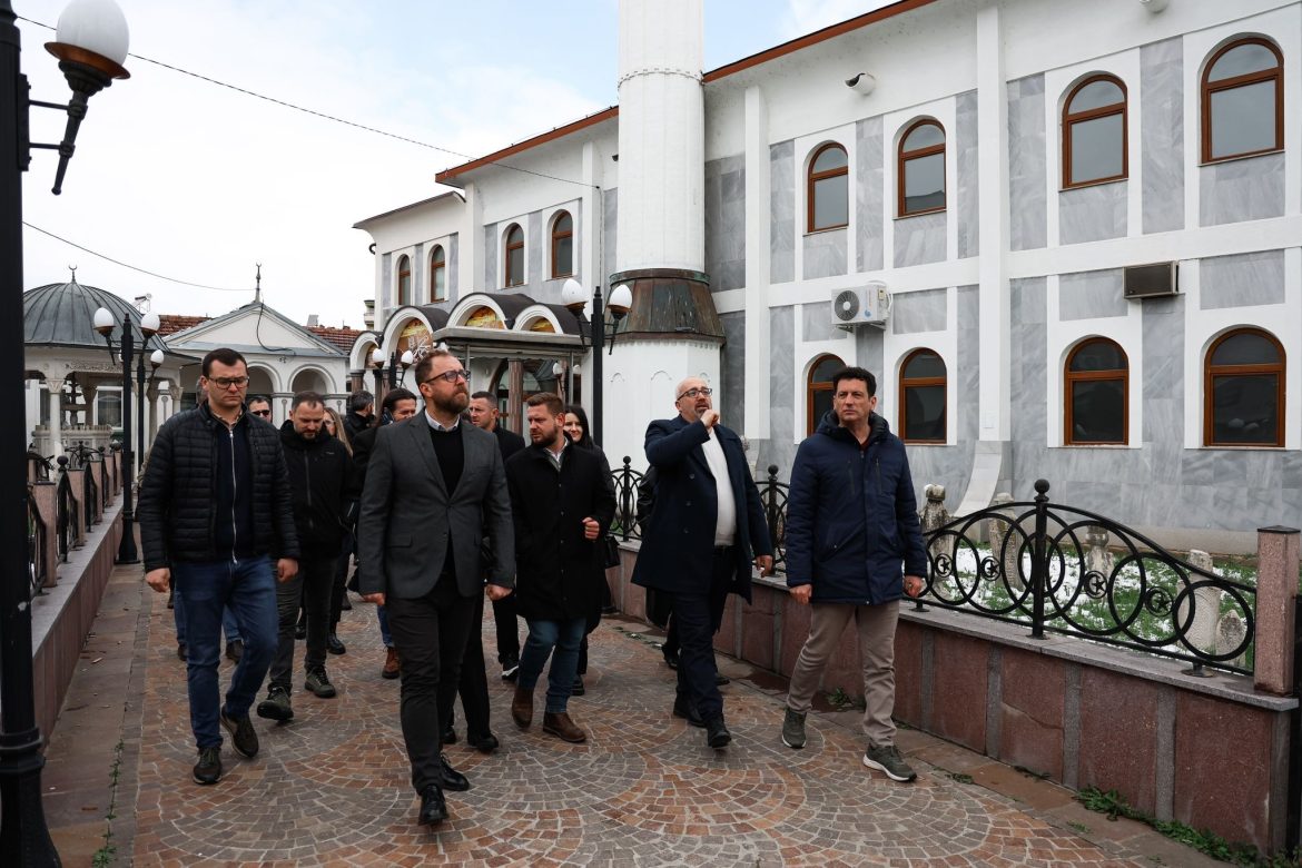 Гостивар заслужува внимание и поддршка од Министерството за култура и туризам