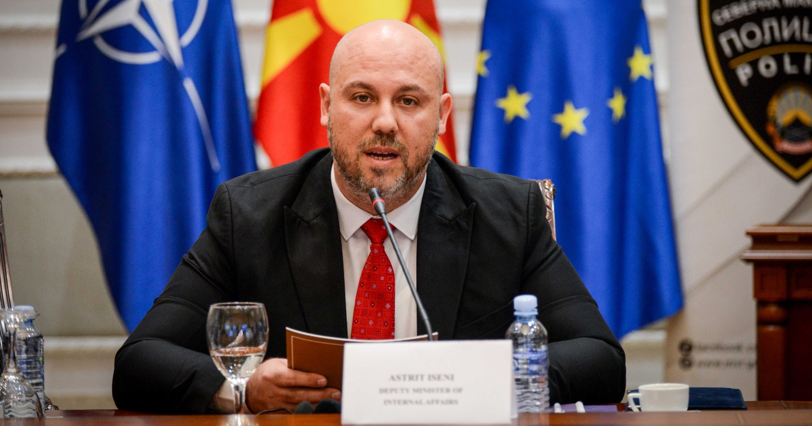 Заменик министерот за внатрешни работи, Астрит Исени, денеска претседаваше со 14 состанок на Секторската работна подгрупа “Внатрешни работи“. 