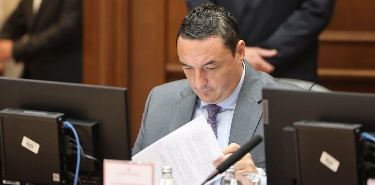 Интервју на министерот Борко Ристовски за „Плусинфо“: За 18 месеци реализиравме двојно повеќе проекти одошто претходната влада за 7 години