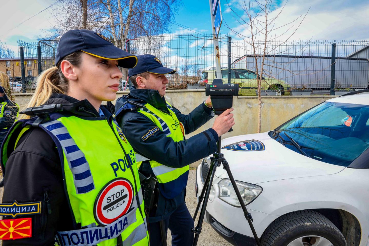 Изминатите два дена 1026 сообраќајни прекршоци, лишени од слобода пет лица за безобѕирно управување на возило