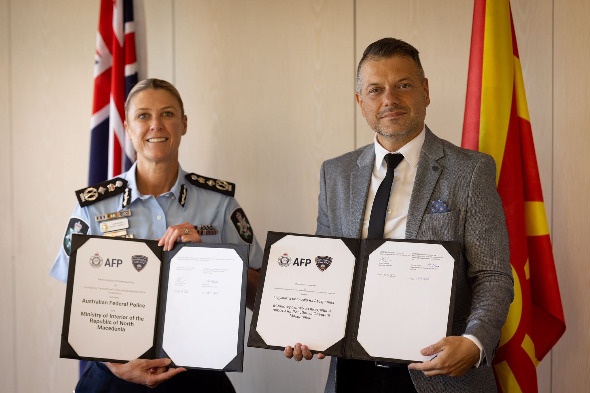  Јакнење на меѓународната безбедност: Потпишан Меморандум за разбирање за борба против транснационалниот криминал и за развивање на полициска соработка меѓу МВР и Сојузната полиција на Комонвелтот на Австралија