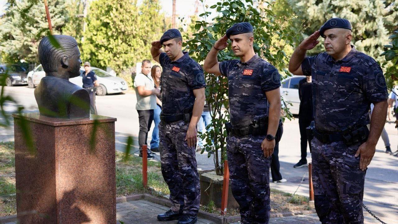 Јанев: Хероите како Бобан живеат вечно, сите што ја дадоа својата младост и живот за Македонија, се вечниот темел на нашата слобода и мир