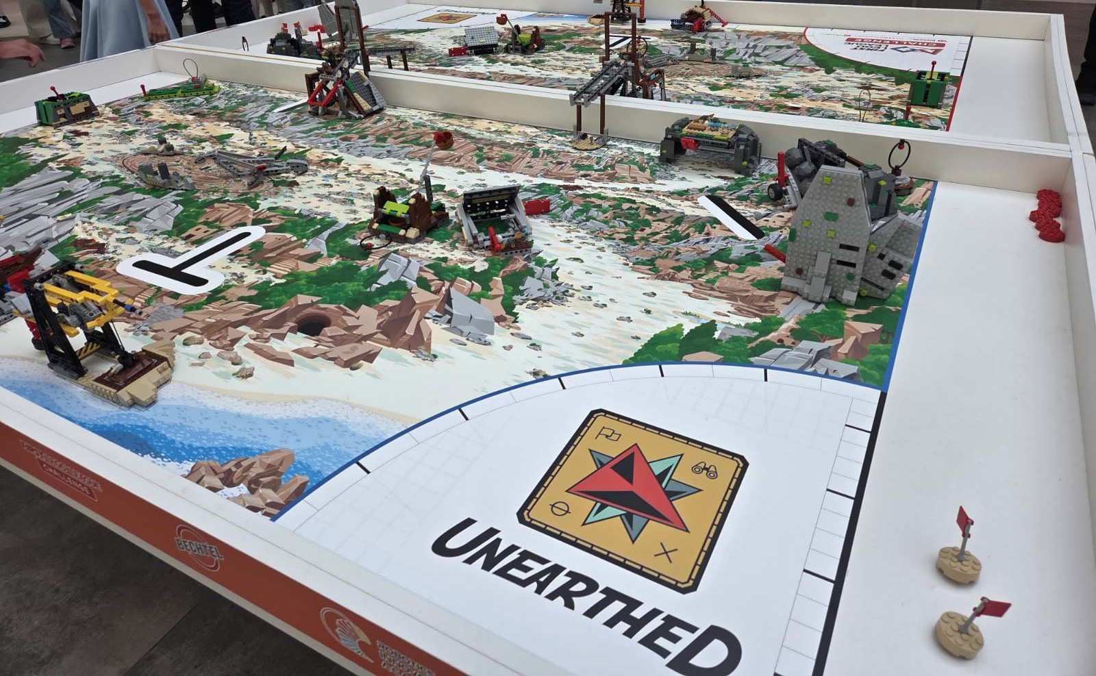 Јаневска на отворањето на натпревар по едукативна роботика „First Lego League 2025-2026 - UNEARTHED Challenge“