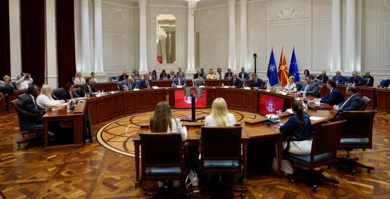 Јаневска: образованието и науката не смеат да бидат фактор за иселување на младите, туку сфери за личен развој и вработување