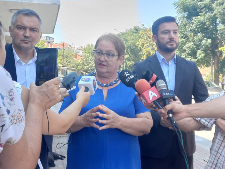 Јаневска во Штип: Наш приоритет се младите, во образованието никој не смее да биде изложен на сегрегација