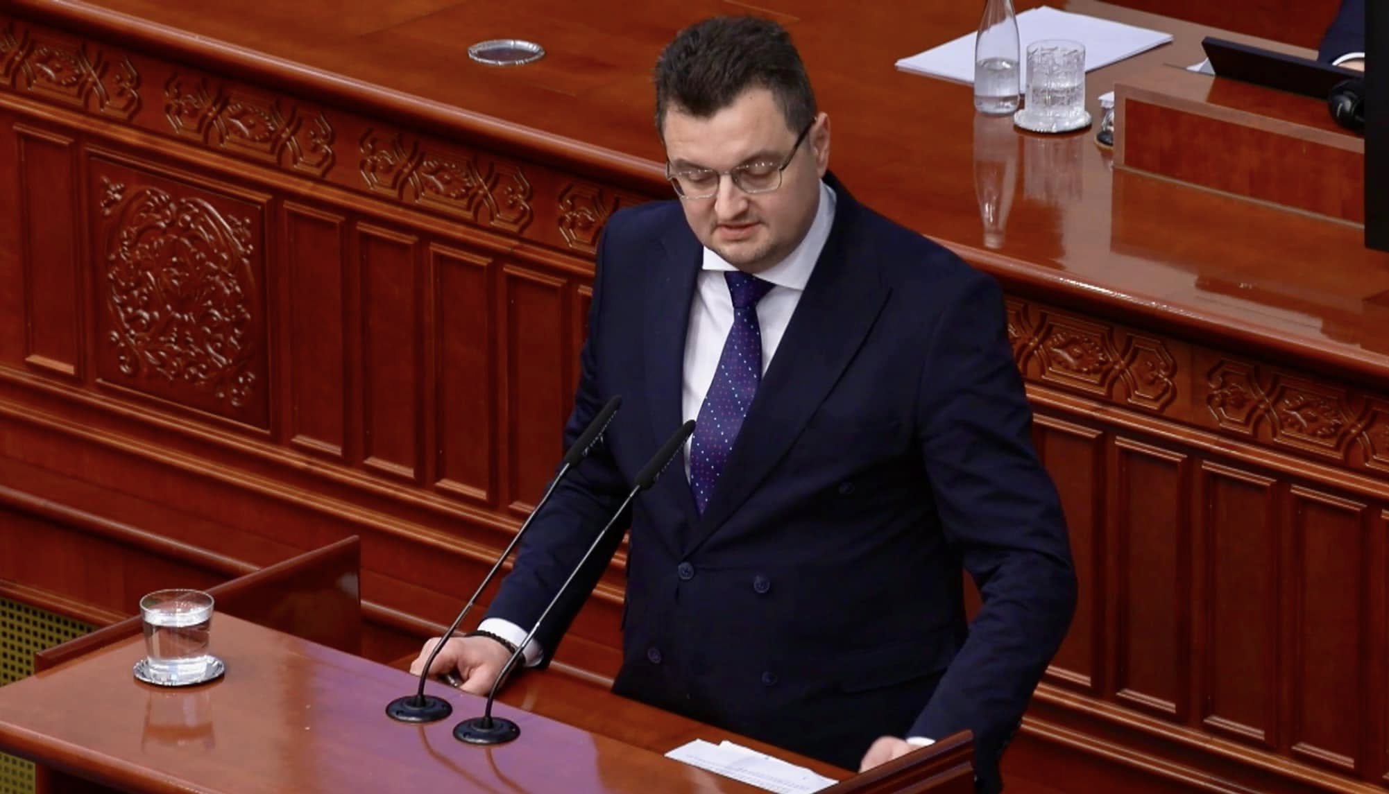 Јанкуловски: Јавниот долг се управува одговорно, економијата расте со стабилни 3,5%, а обврските наследени од минатото редовно се сервисираат
