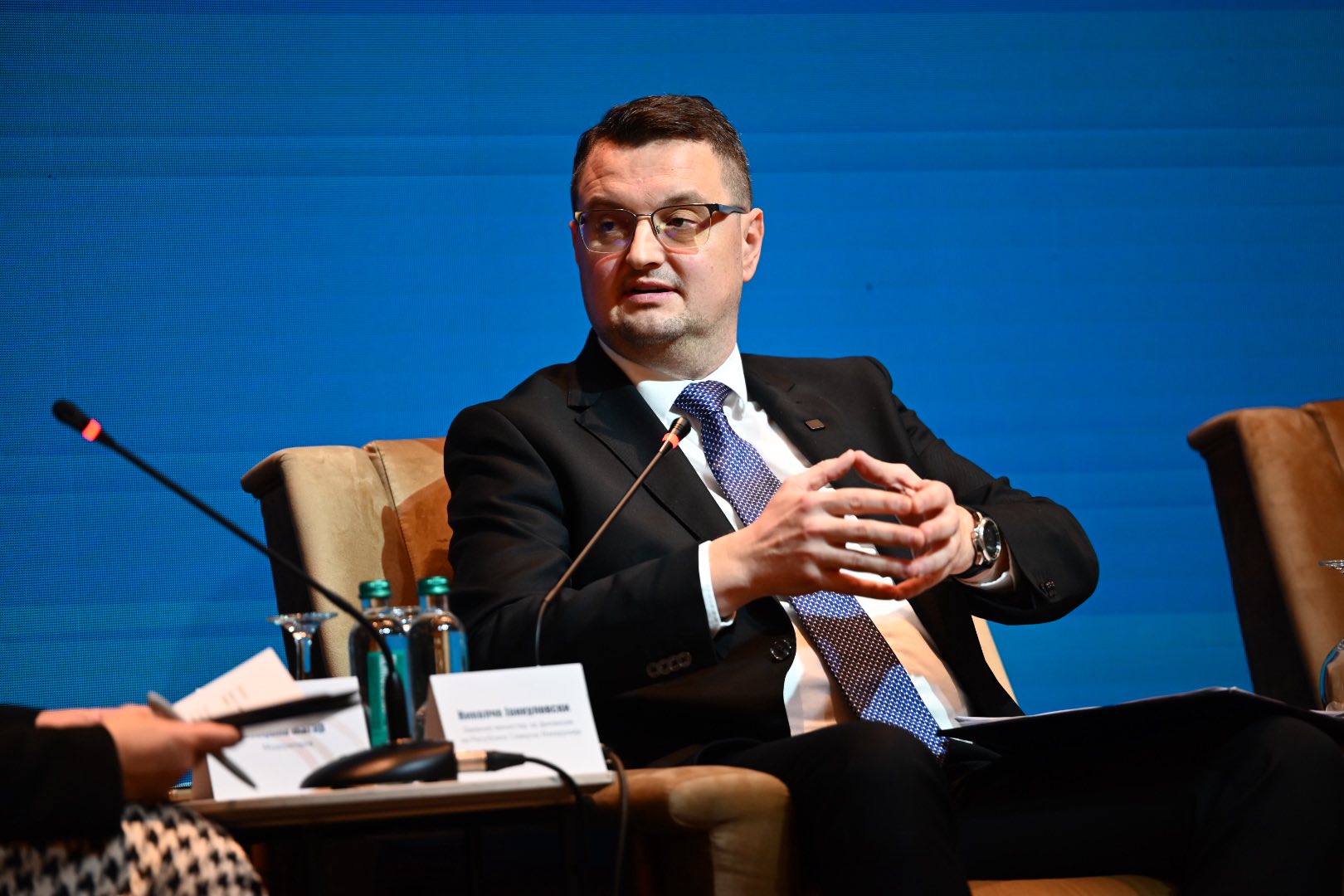 Јанкуловски на панел-дискусија за родова еднаквост – интегрирање на родово одговорно буџетирање во секое министерство и општина до посилен систем за родова еднаквост